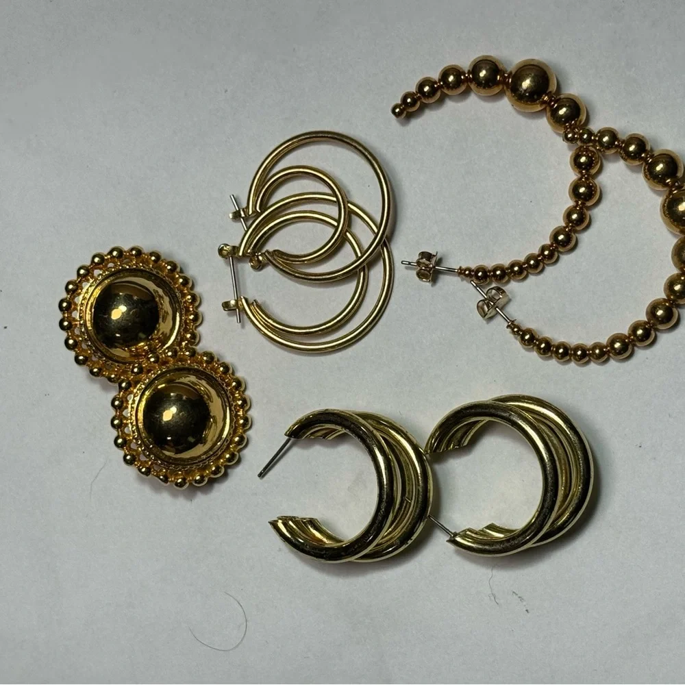 Source Unknown Faux Gold Tone Earring‎ Bundle